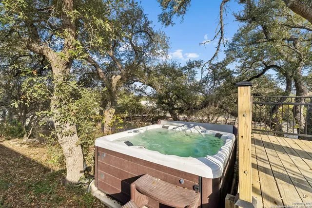 $1,900,000 | 430 Stoney Ridge, Bulverde, TX 78163