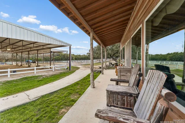 $1,900,000 | 430 Stoney Ridge, Bulverde, TX 78163