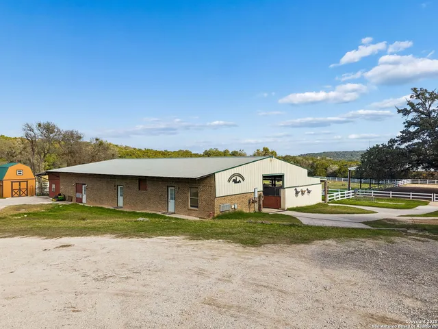 $1,900,000 | 430 Stoney Ridge, Bulverde, TX 78163