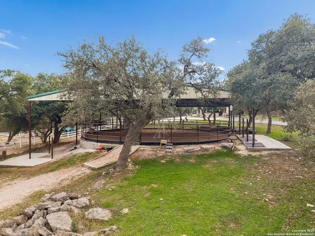 $1,900,000 | 430 Stoney Ridge, Bulverde, TX 78163