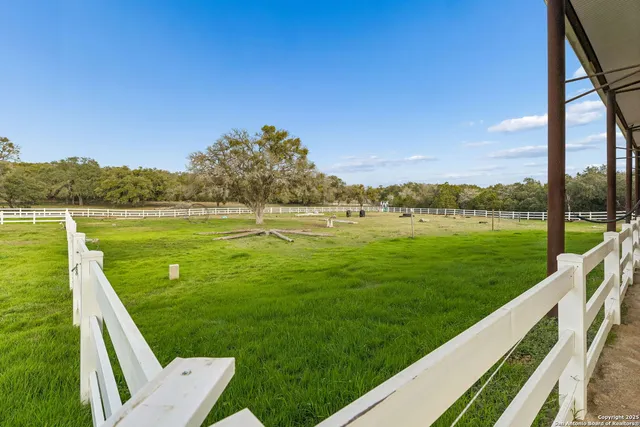 $1,900,000 | 430 Stoney Ridge, Bulverde, TX 78163