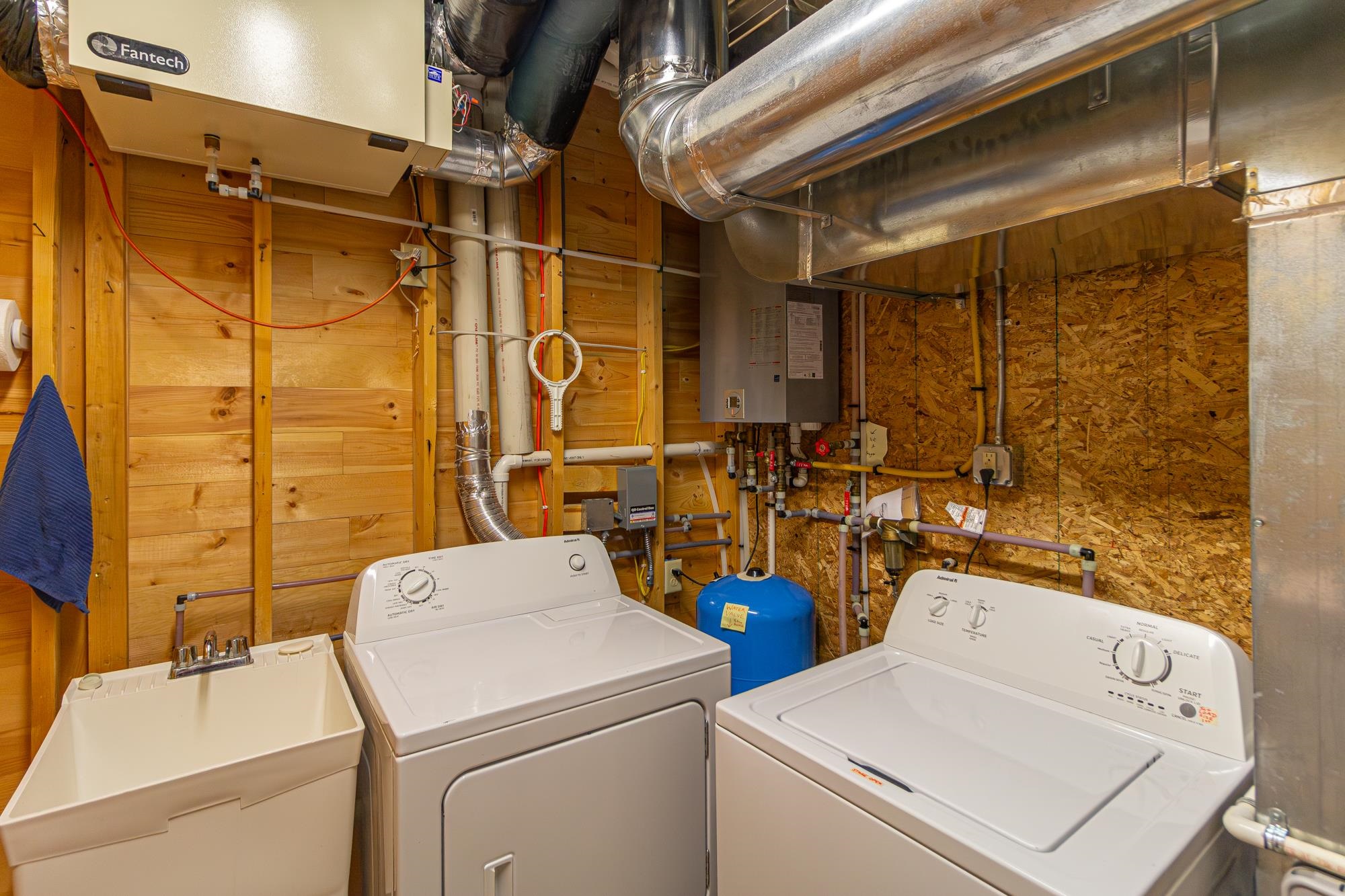 631 Circle Drive Ely, MN 55731 - Photo 25 of 95