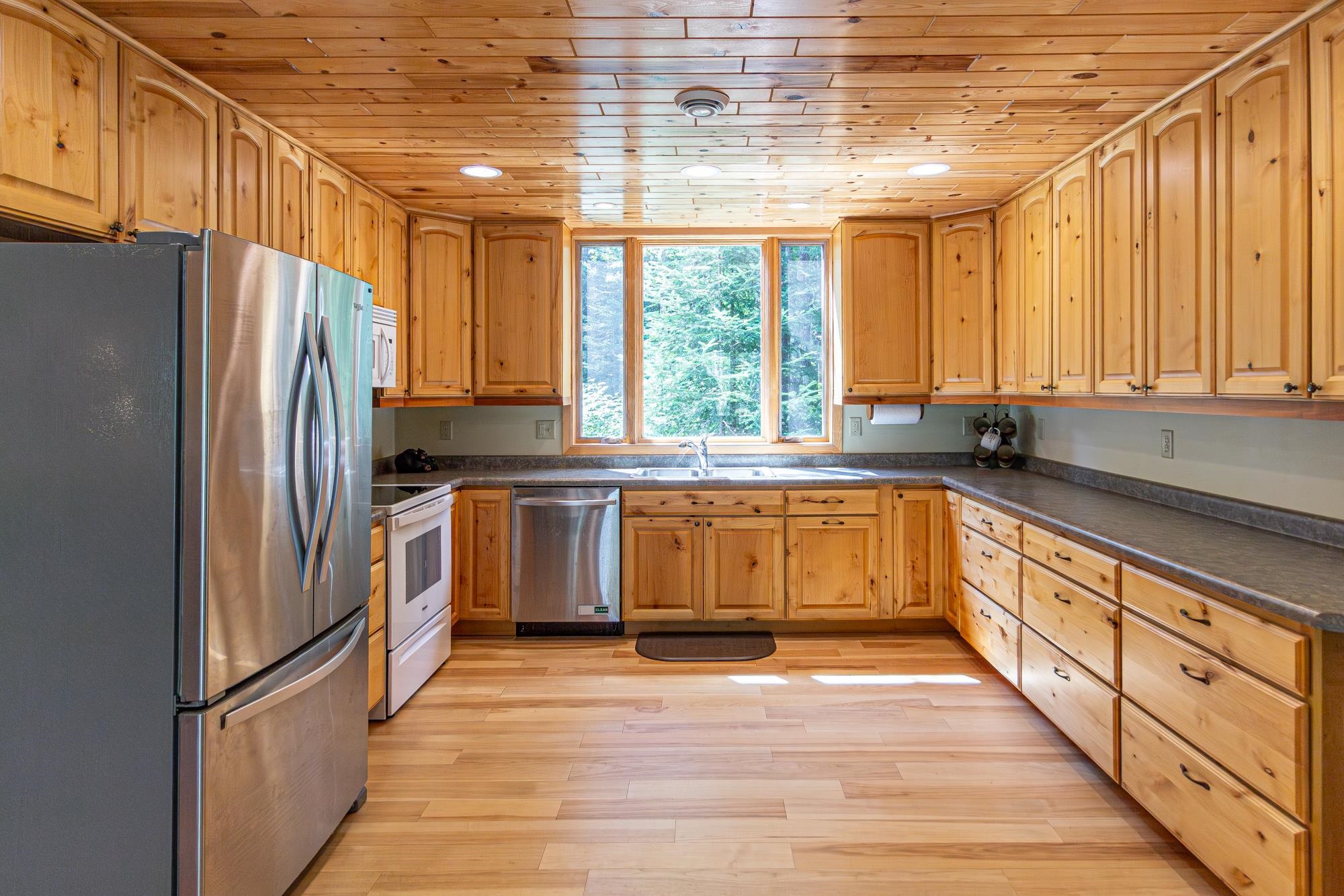 631 Circle Drive Ely, MN 55731 - Photo 10 of 95