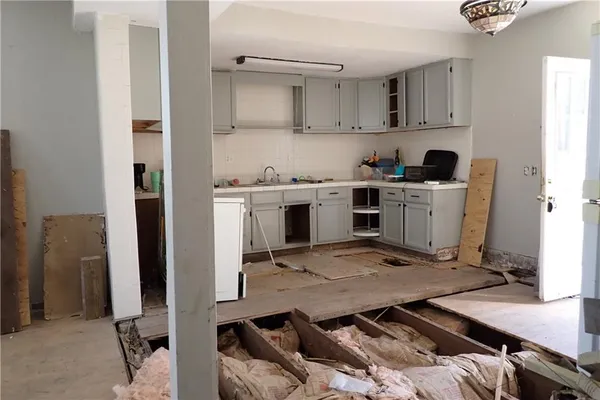 $40,000 | 318 East Ohio Street, Clinton, MO 64735