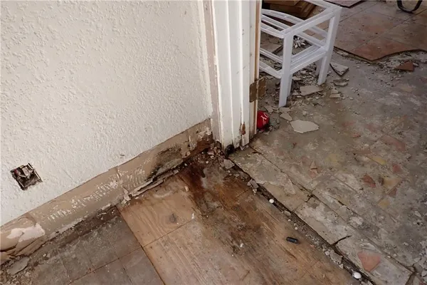 $40,000 | 318 East Ohio Street, Clinton, MO 64735