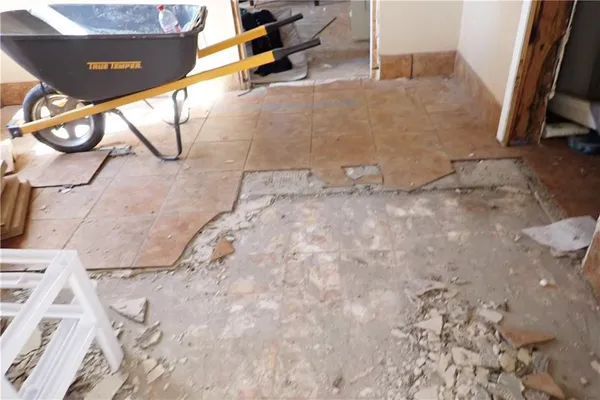 $40,000 | 318 East Ohio Street, Clinton, MO 64735