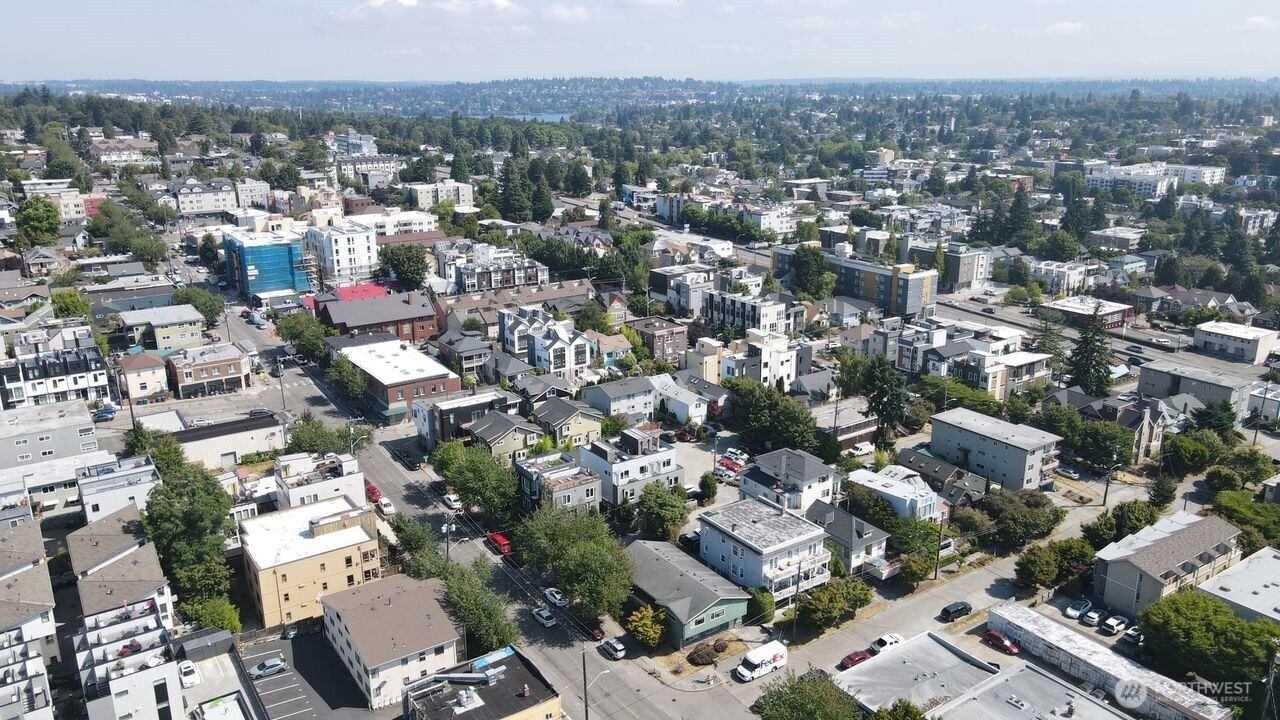 4200 Fremont Avenue North Seattle, WA 98103 - Photo 17 of 17 an aerial view of a city