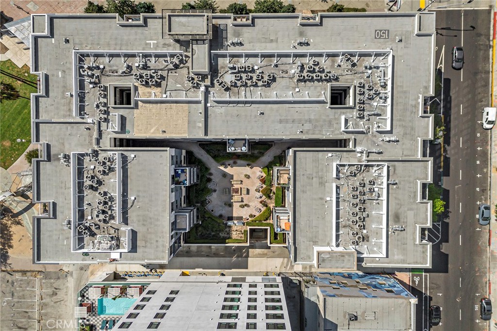 150 The Promenade North, Unit 202 Long Beach, CA 90802 - Photo 33 of 59 a picture of city view