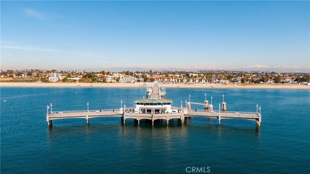 150 The Promenade North, Unit 202 Long Beach, CA 90802 - Photo 46 of 59 a view of a lake with nearby beach