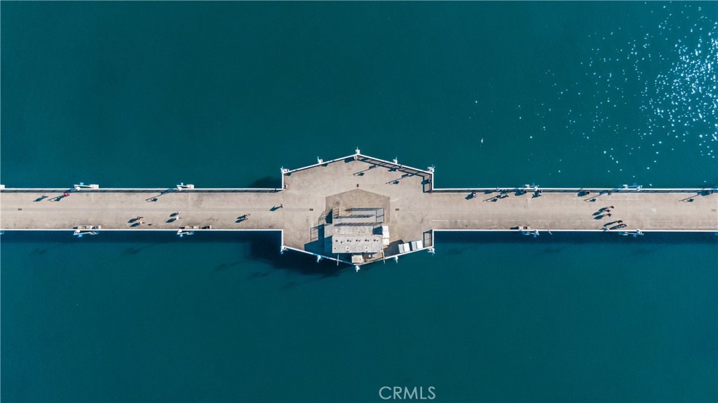 150 The Promenade North, Unit 202 Long Beach, CA 90802 - Photo 52 of 59 an aerial view of a house with a yard