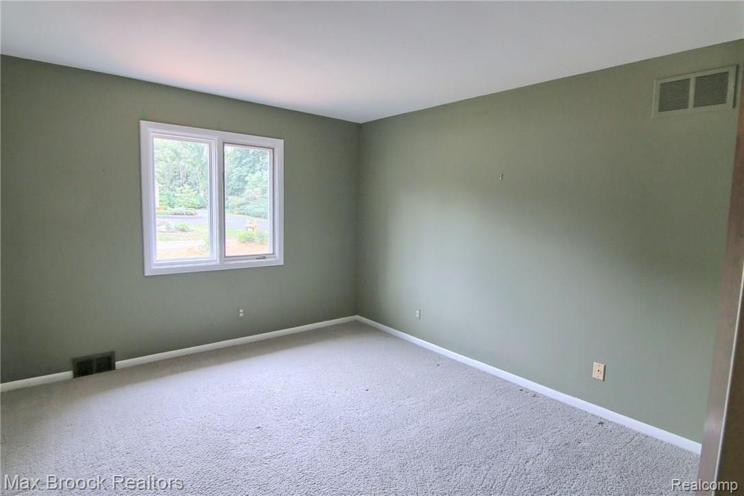 31015 Rivers Edge Court Franklin, MI 48025 - Photo 19 of 31 4th_Bedroom.jpg