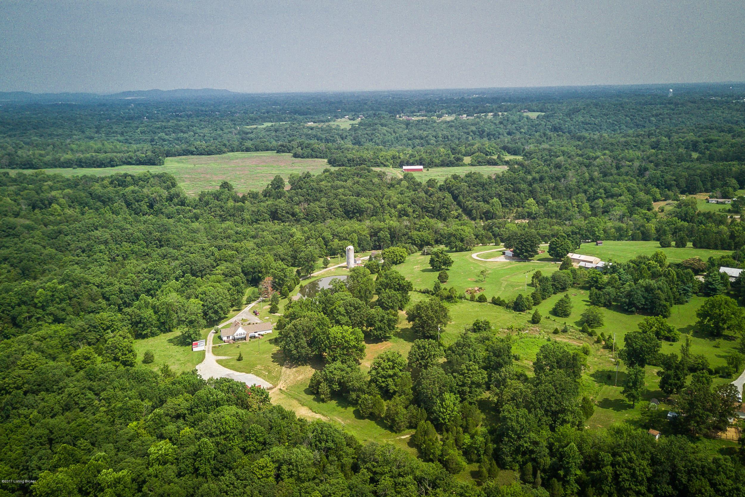 145 Old Ridge Road Shepherdsville, KY 40165 - Photo 12 of 86 145 Old Ridge Rd-12
