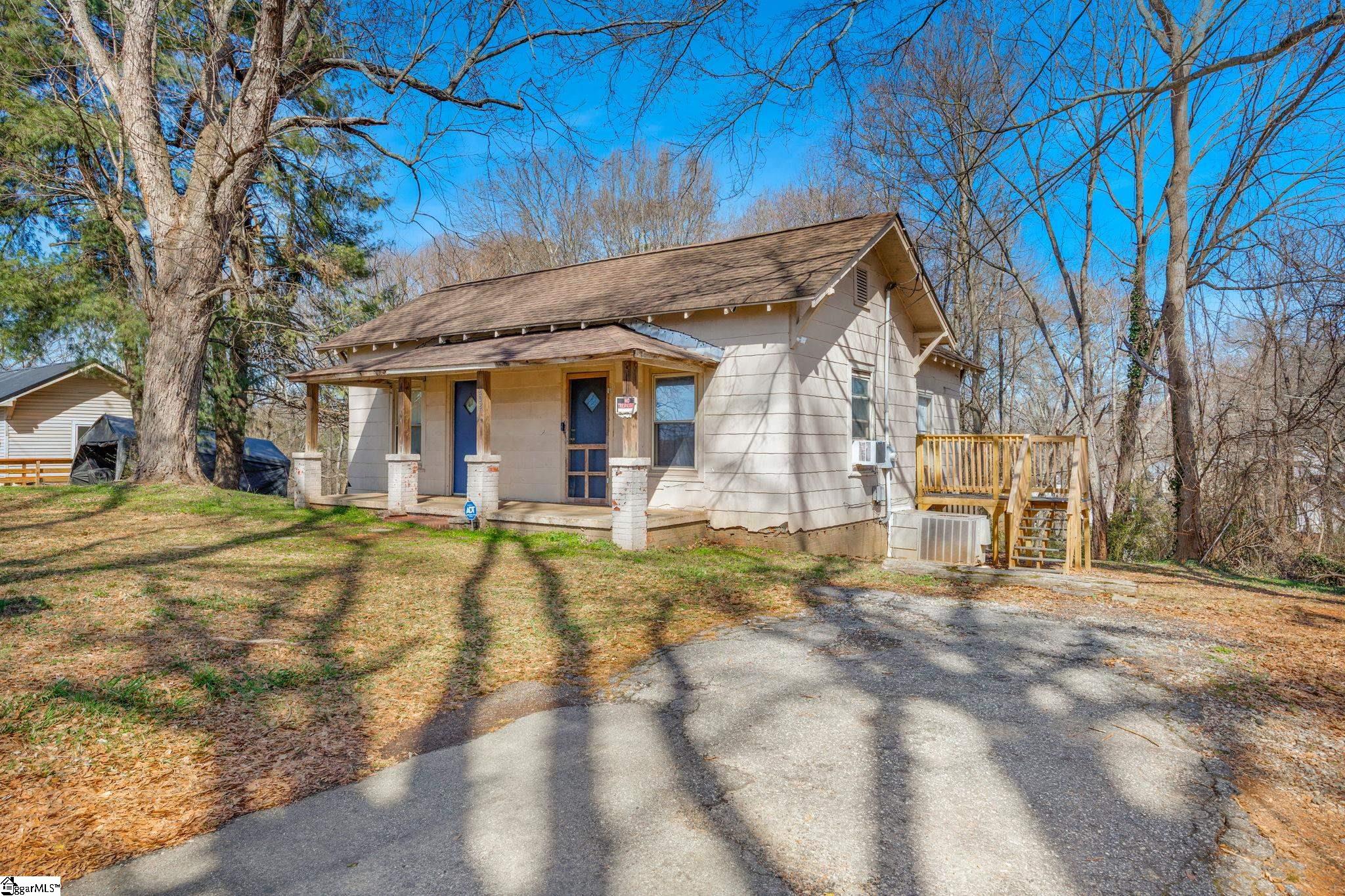 202 Lucky Street Easley, SC 29640 - Photo 3 of 12