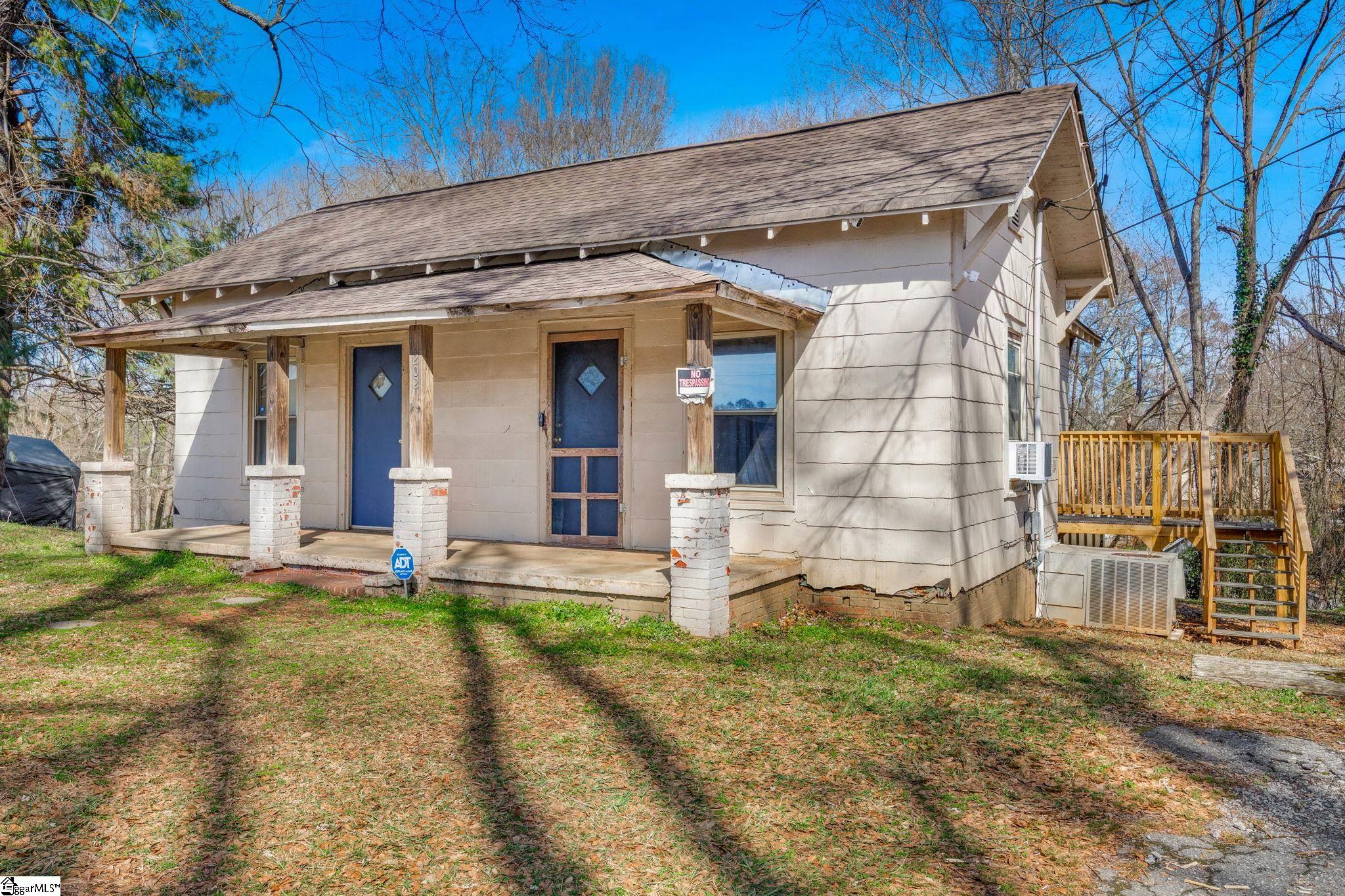 202 Lucky Street Easley, SC 29640 - Photo 4 of 12