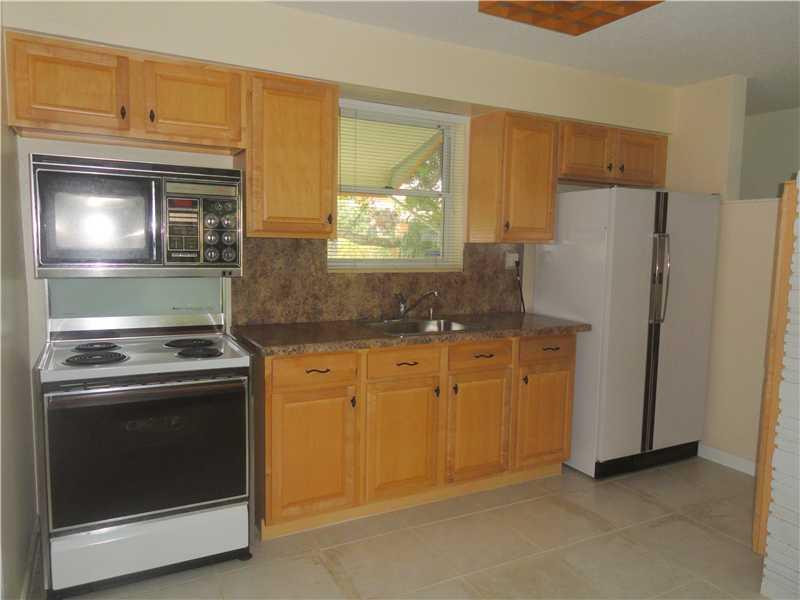 213 Southwest 5th Street Hallandale Beach, FL 33009 - Photo 3 of 4 Exterior Front