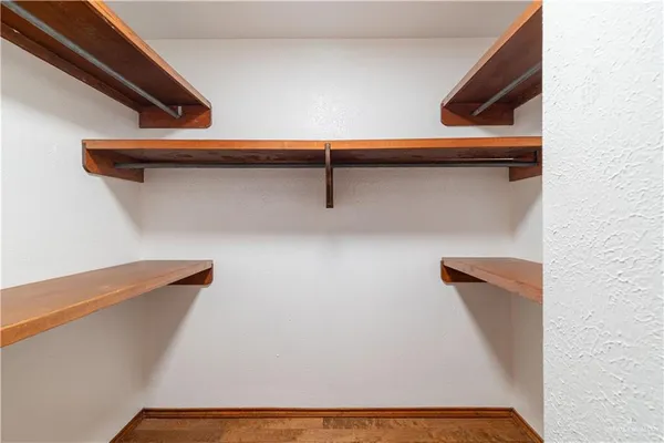 $2,450 | 313 Xanthisma Avenue, McAllen, TX 78504