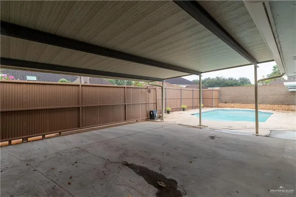 $2,450 | 313 Xanthisma Avenue, McAllen, TX 78504