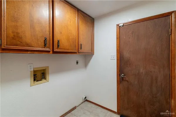 $2,450 | 313 Xanthisma Avenue, McAllen, TX 78504