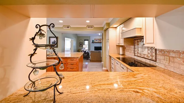 $895,000 | 12529 St Charlotte Drive, Tampa, FL 33618