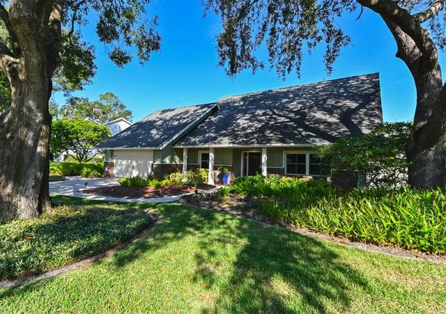 $895,000 | 12529 St Charlotte Drive, Tampa, FL 33618