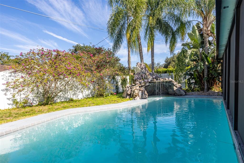 1231 Sidcup Road Maitland, FL 32751 - Photo 31 of 39 a view of swimming pool with a yard