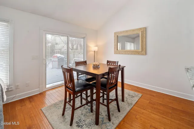 $289,900 | 16 Flintlock Lane, Halfmoon, NY 12065