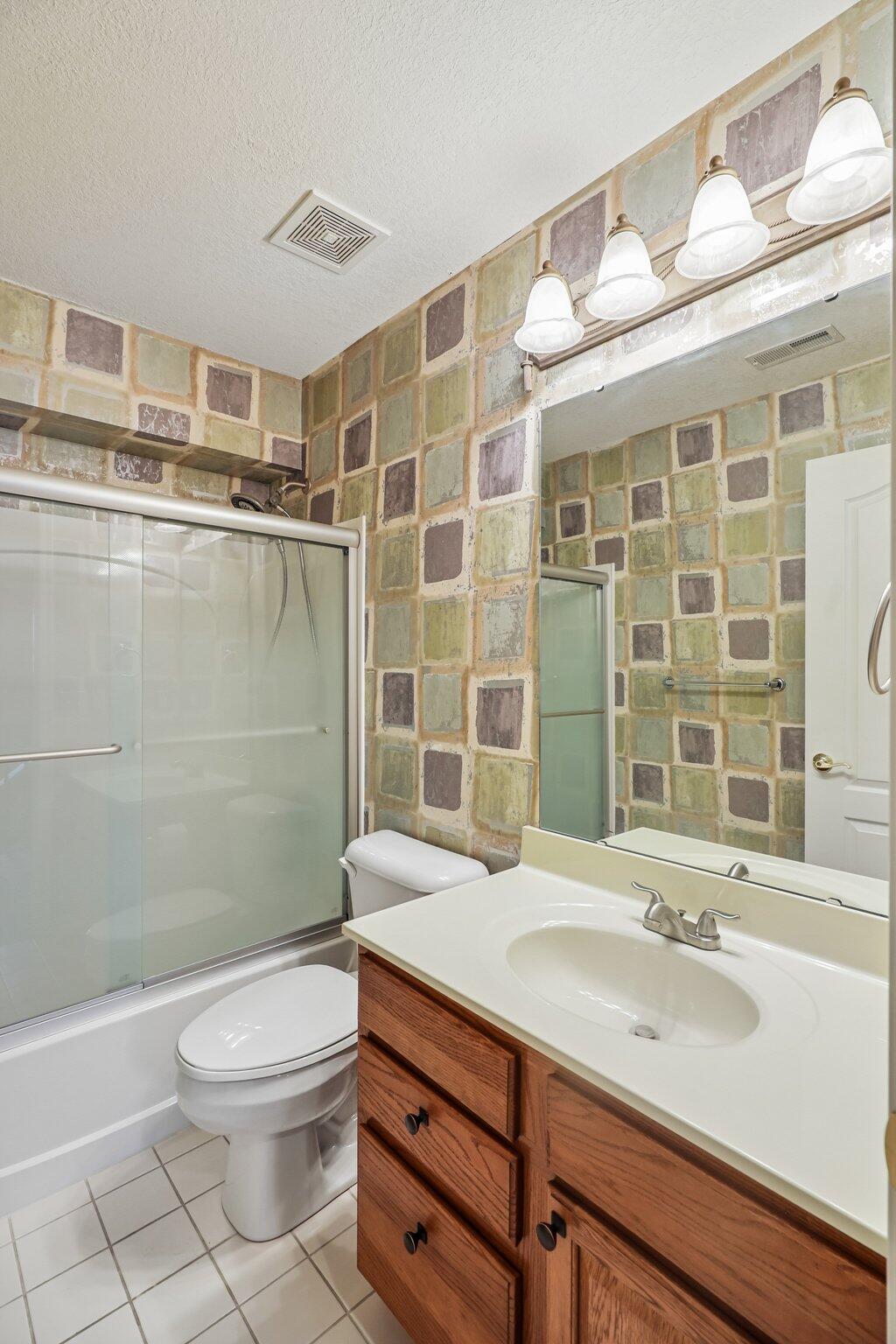 876 Flint Ridge Newport, KY 41076 - Photo 35 of 43 Bathroom