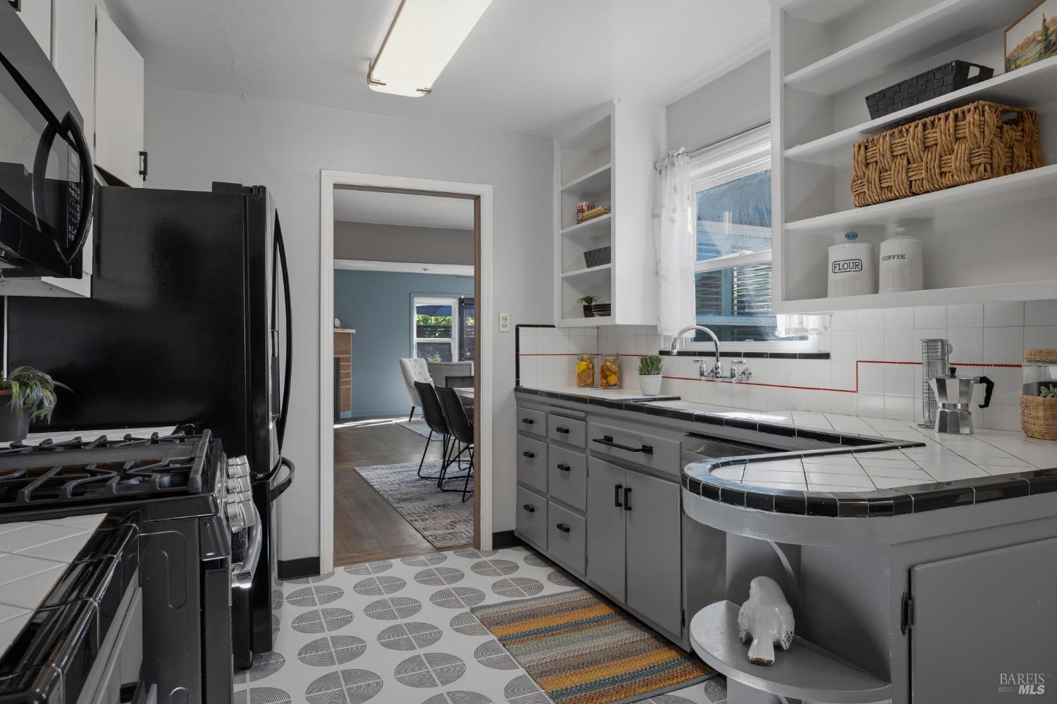 2021 Spring Creek Drive Santa Rosa, CA 95405 - Photo 18 of 35