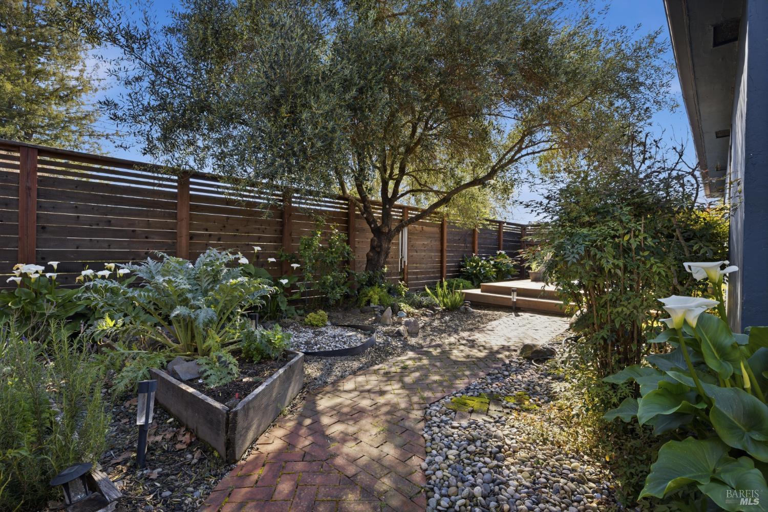 2021 Spring Creek Drive Santa Rosa, CA 95405 - Photo 31 of 35