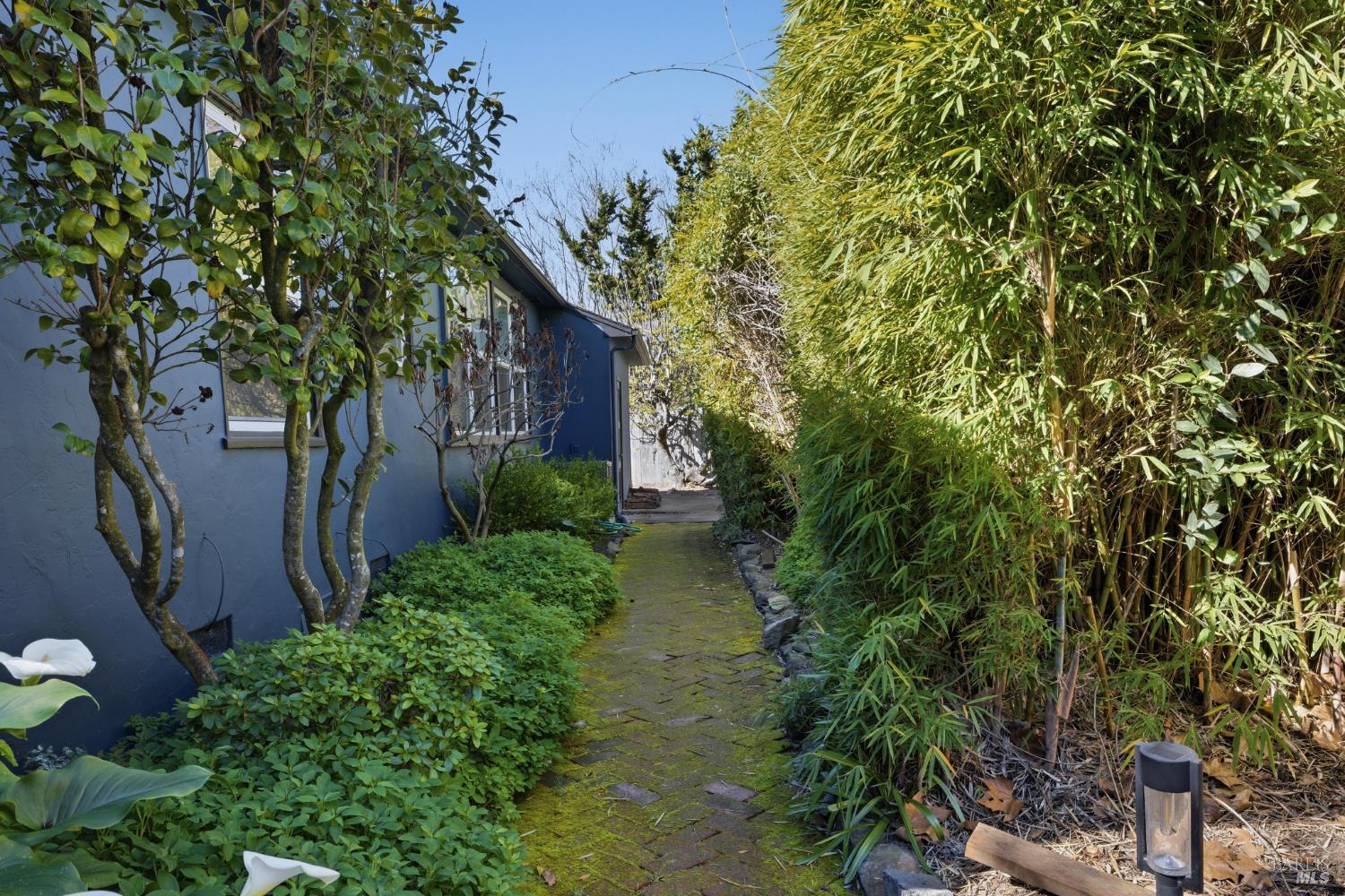 2021 Spring Creek Drive Santa Rosa, CA 95405 - Photo 32 of 35