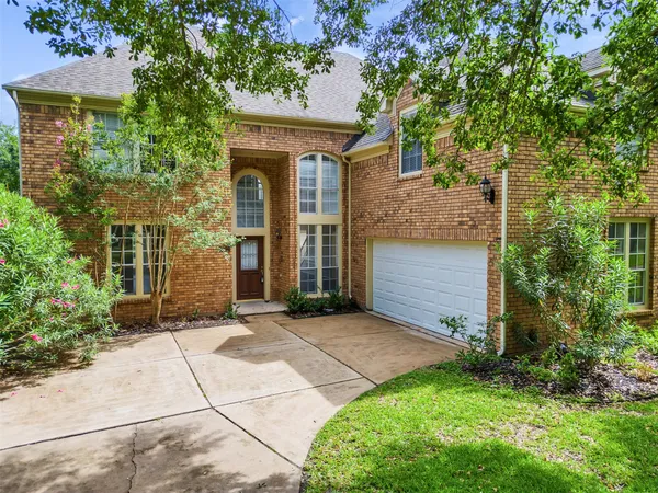 $3,500 | 1127 Gloria Court, Sugar Land, TX 77478
