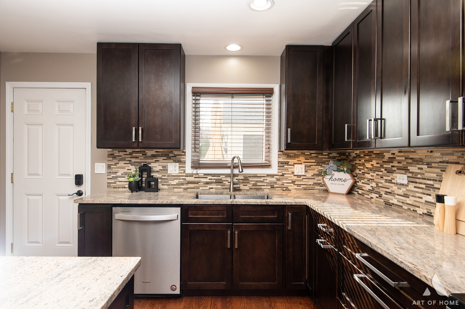 204 Iowa Avenue Addison, IL 60101 - Photo 13 of 50