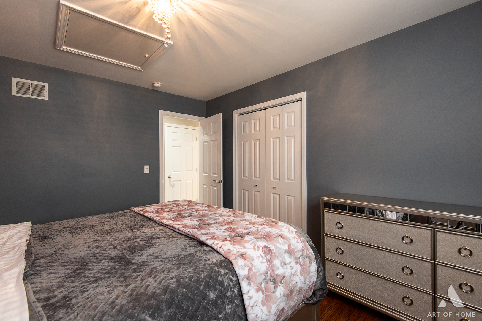 204 Iowa Avenue Addison, IL 60101 - Photo 25 of 50