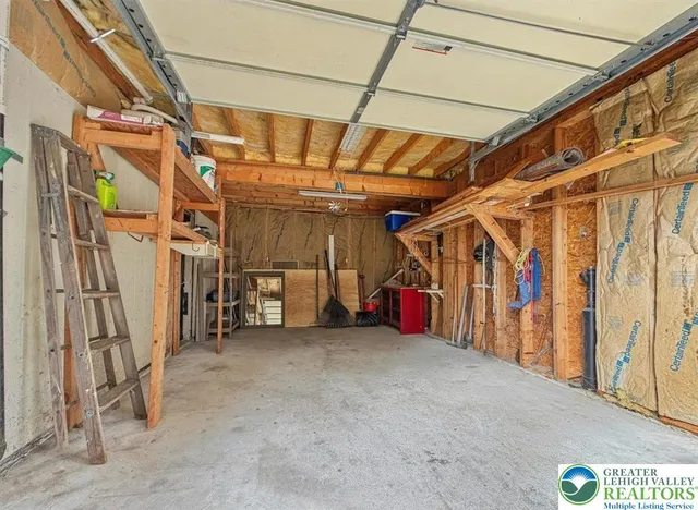 $249,900 | 2382 Highway 115, Brodheadsville, PA 18322