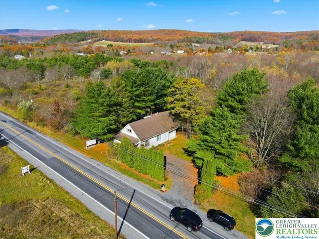$249,900 | 2382 Highway 115, Brodheadsville, PA 18322