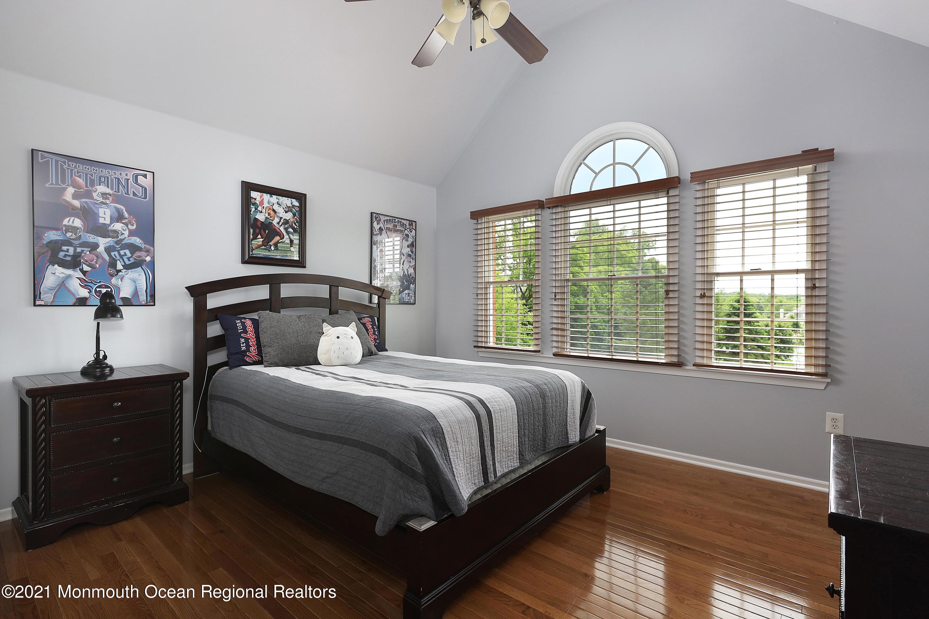 291 Bennington Road Freehold, NJ 07728 - Photo 28 of 53 1T4A5343