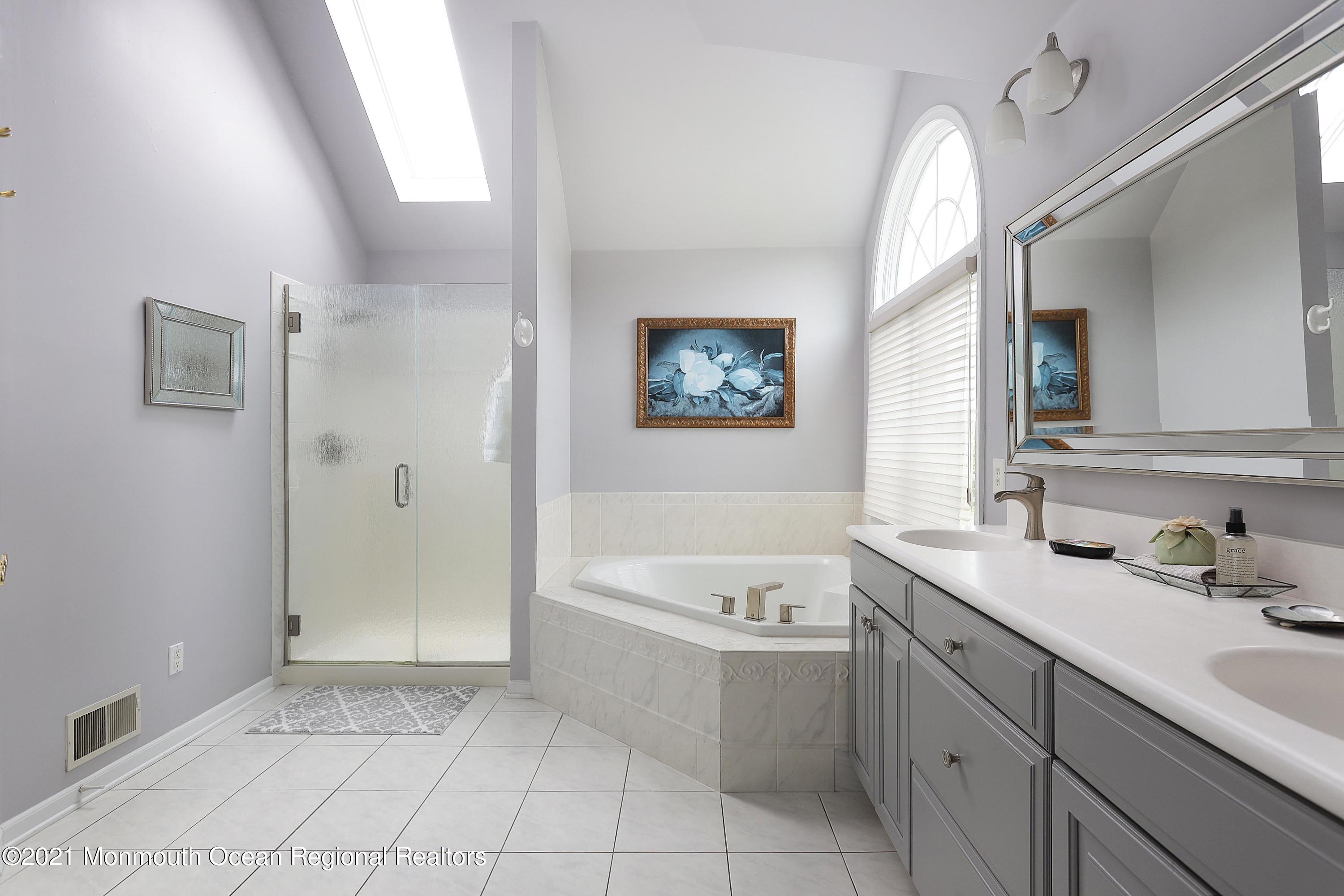 291 Bennington Road Freehold, NJ 07728 - Photo 31 of 53 1T4A5366