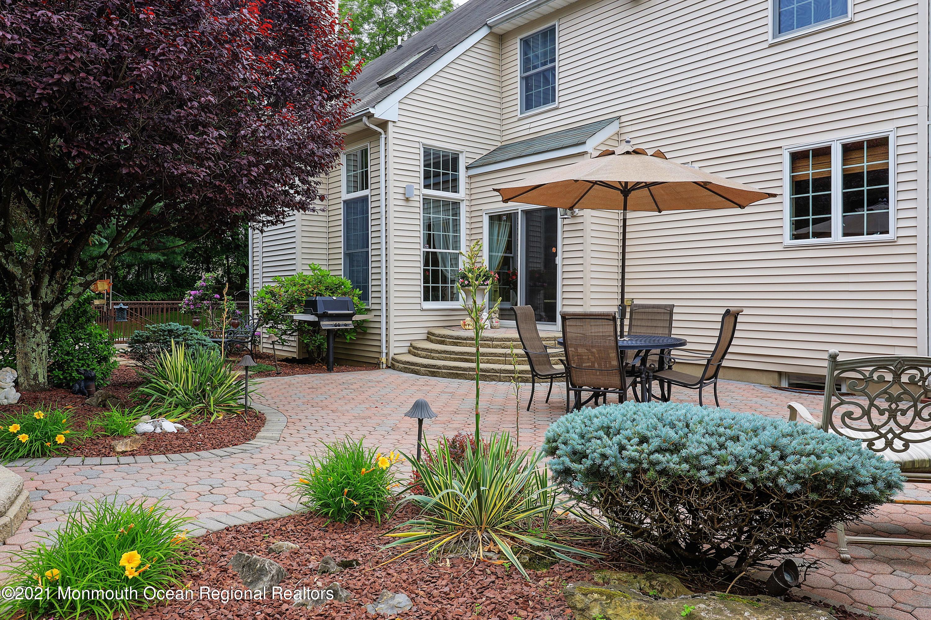 291 Bennington Road Freehold, NJ 07728 - Photo 38 of 53 1T4A5457_58_59_60_61