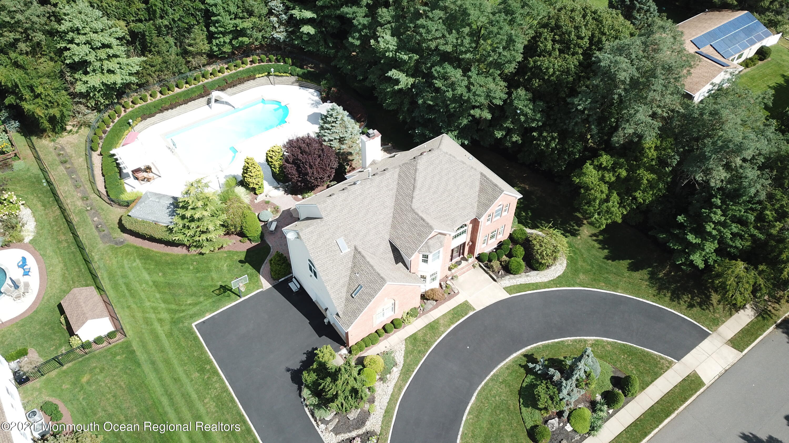 291 Bennington Road Freehold, NJ 07728 - Photo 7 of 53 DJI_0014