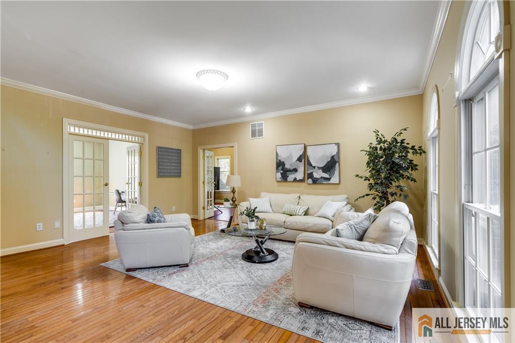 35 Old Mill Road Marlboro, NJ 07746 - Photo 11 of 54 Gallery Image 11