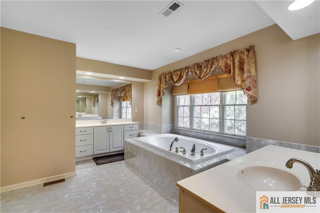 35 Old Mill Road Marlboro, NJ 07746 - Photo 28 of 54 Gallery Image 28
