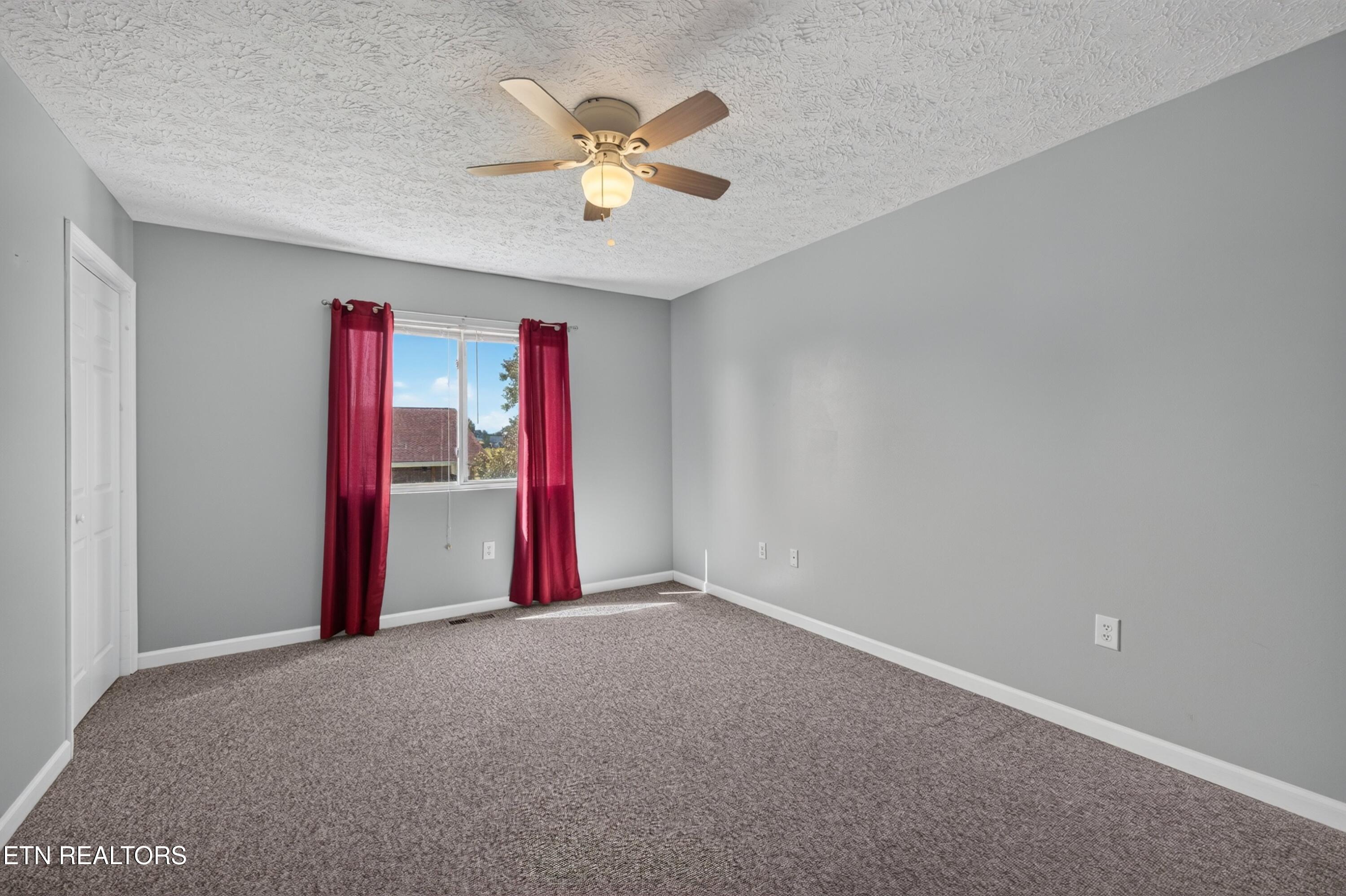 435 Morie Road Dandridge, TN 37725 - Photo 23 of 48 MASTER BEDROOM
