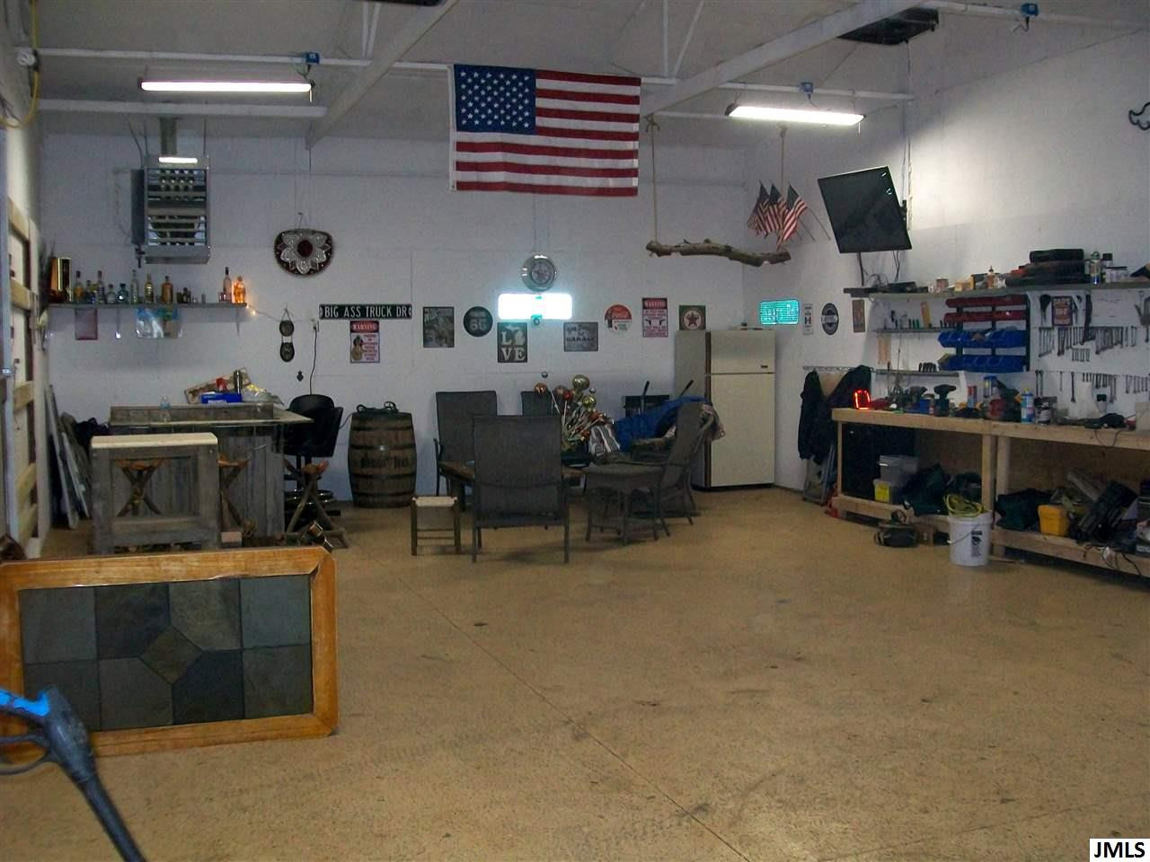 5815 Maple Dale Road Jackson, MI 49201 - Photo 3 of 9 Photo 4