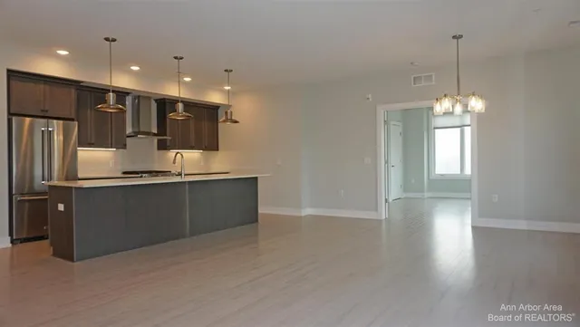 $1,200,000 | 441 South Ashley Street, Unit 405, Ann Arbor, MI 48103