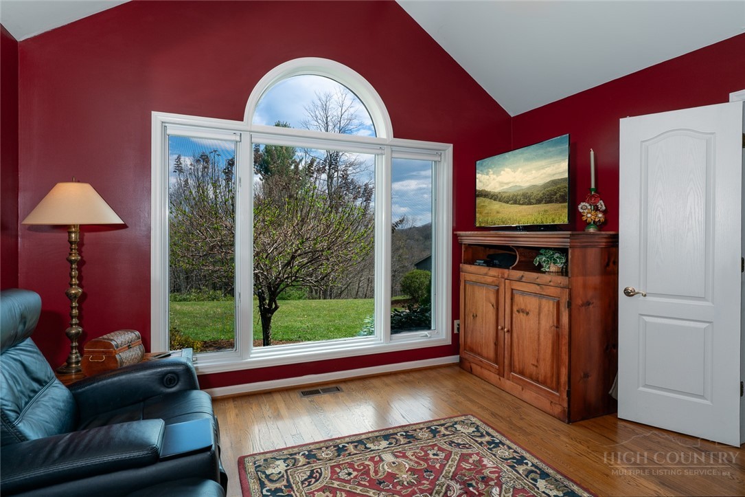 146 Highland Ridge Road Blowing Rock, NC 28605 - Photo 13 of 47