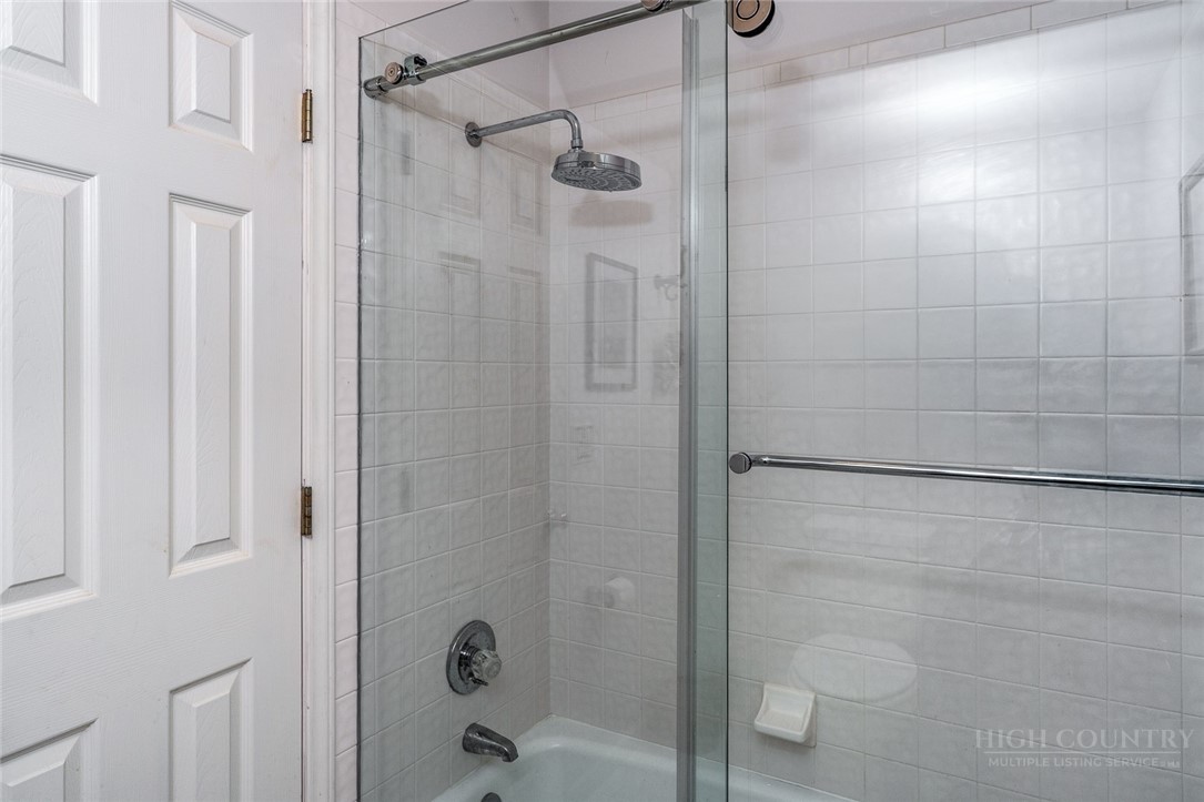 146 Highland Ridge Road Blowing Rock, NC 28605 - Photo 32 of 47