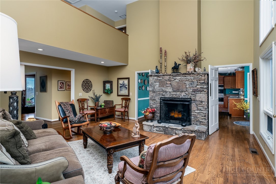 146 Highland Ridge Road Blowing Rock, NC 28605 - Photo 9 of 47