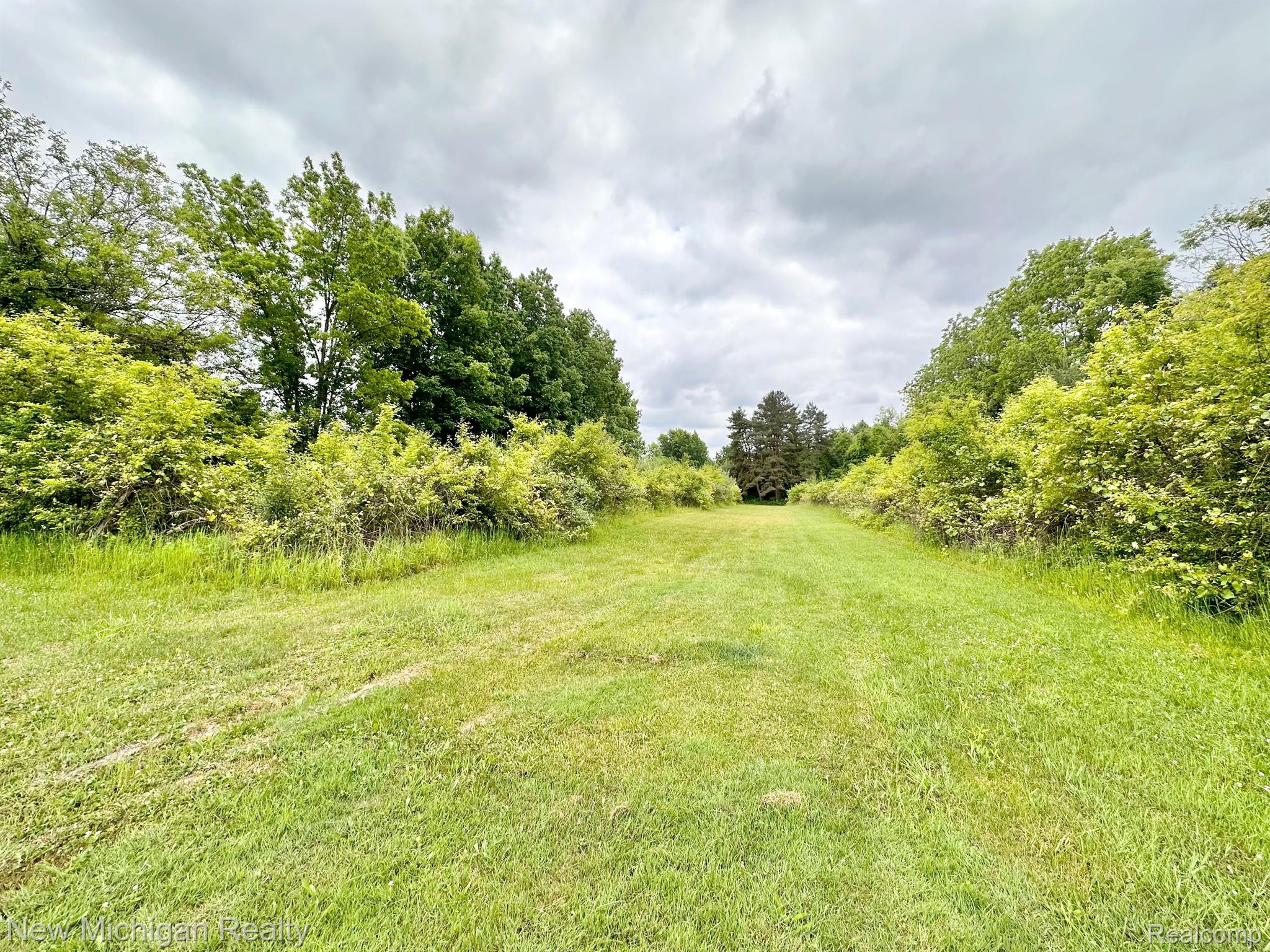 3340 East Carpenter Road Flint, MI 48506 - Photo 27 of 27 Gallery Image 27