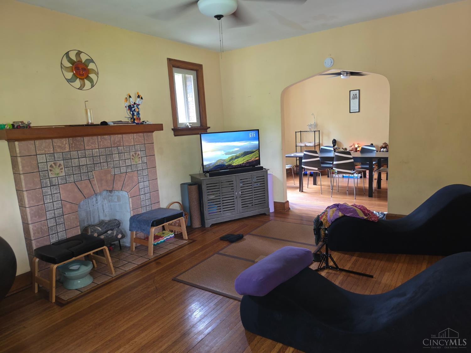 1007 Rutledge Avenue Cincinnati, OH 45205 - Photo 4 of 17