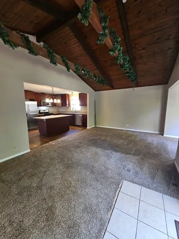 a view of livingroom with furniture